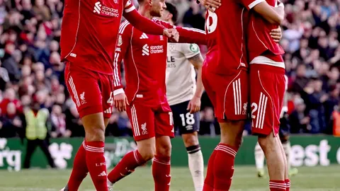 独中两元闪耀荣耀夜！帕罗特深情颂扬：此胜利，职业生涯荣耀之巅！